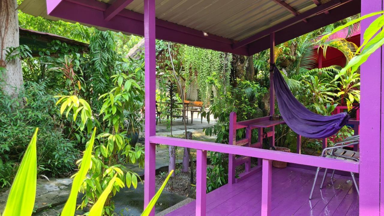 Gecko Guesthouse Pantai Cenang  Kültér fotó