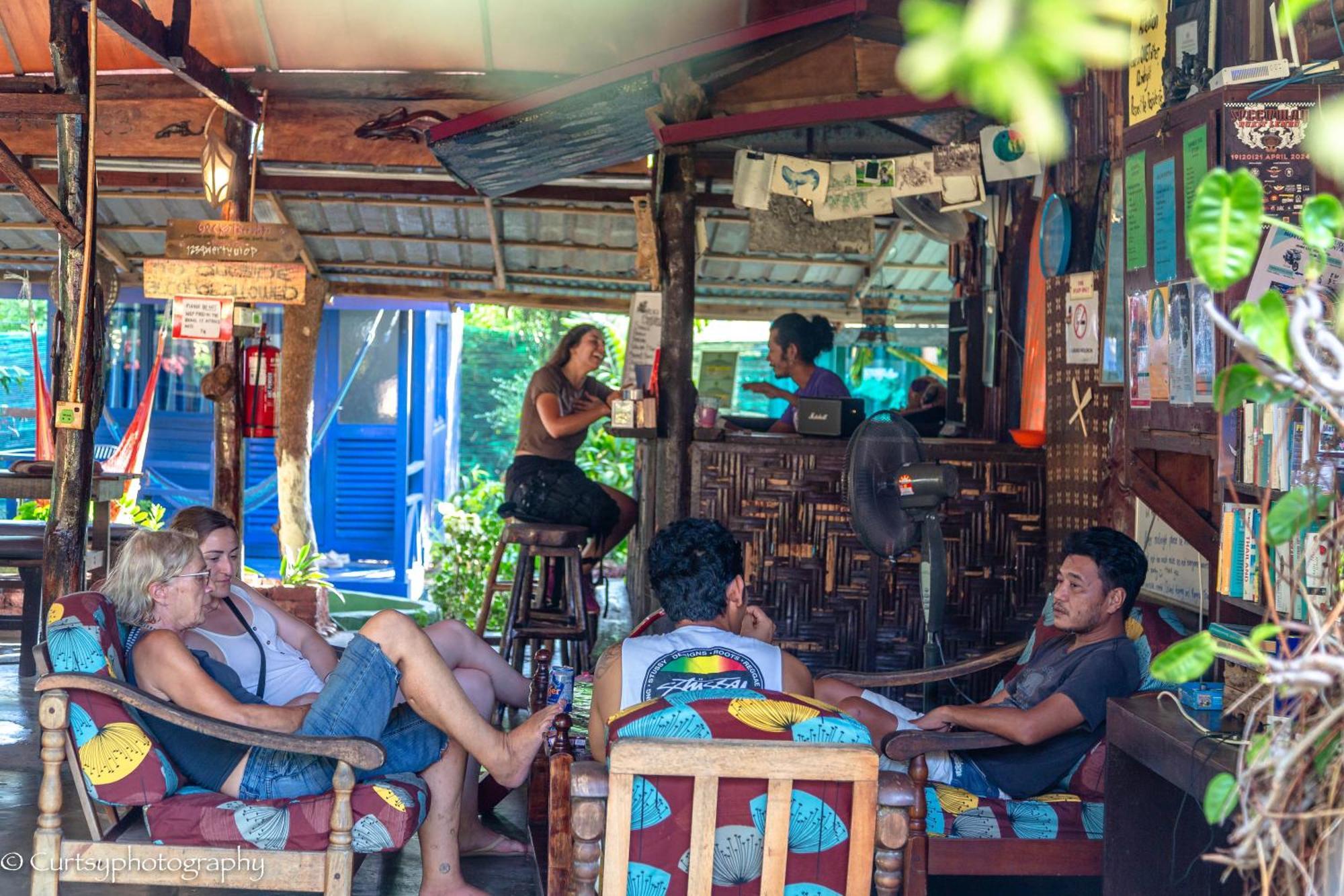 Gecko Guesthouse Pantai Cenang  Kültér fotó