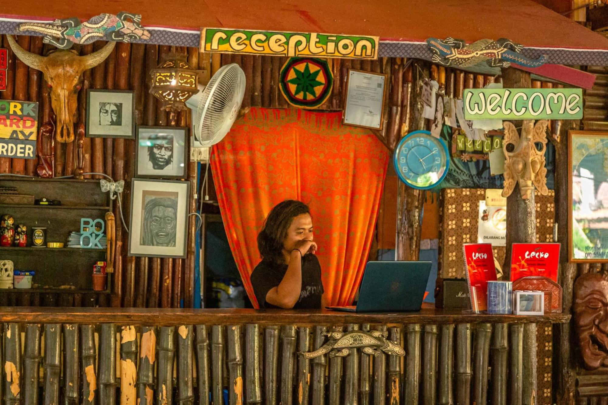 Gecko Guesthouse Pantai Cenang  Kültér fotó