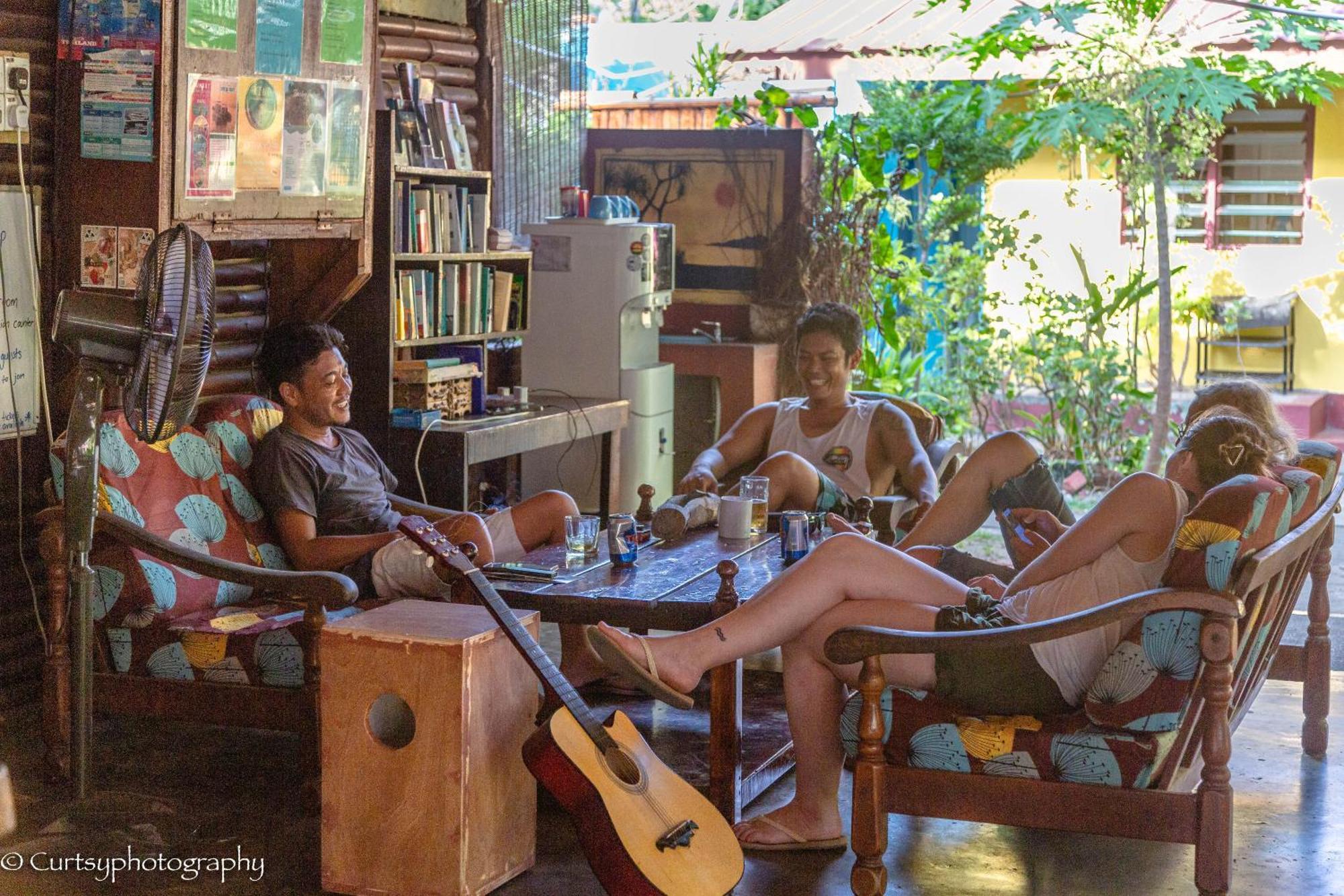 Gecko Guesthouse Pantai Cenang  Kültér fotó