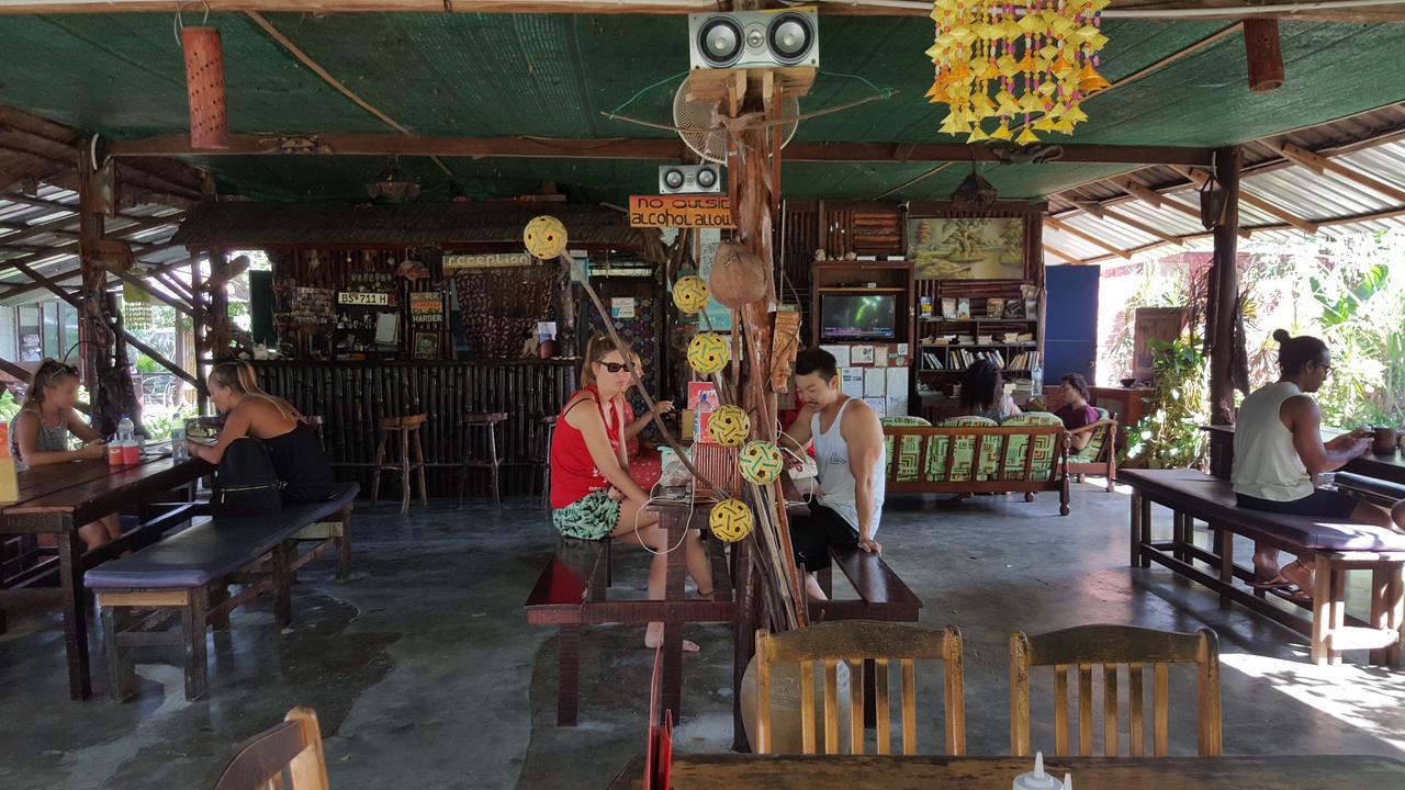 Gecko Guesthouse Pantai Cenang  Kültér fotó